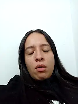 CARO ADAMS1 online show from 12/22/25, 09:20