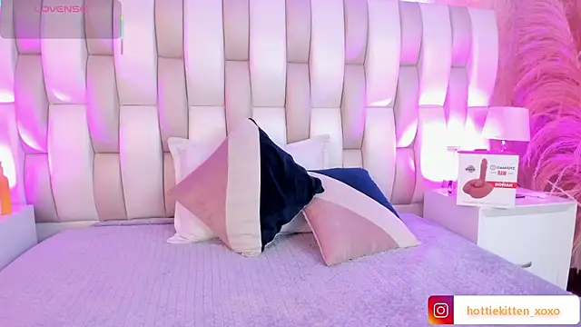 Ari lynn  online show from 03/03/26, 03:13