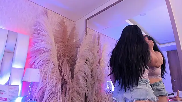 Ari lynn  online show from 04/14/26, 03:33