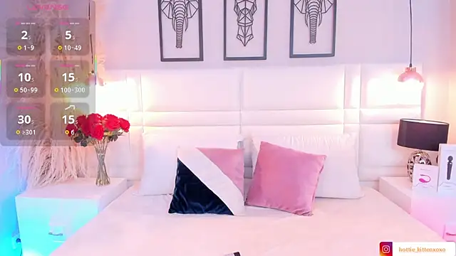 Ari lynn  online show from 10/23/25, 03:16