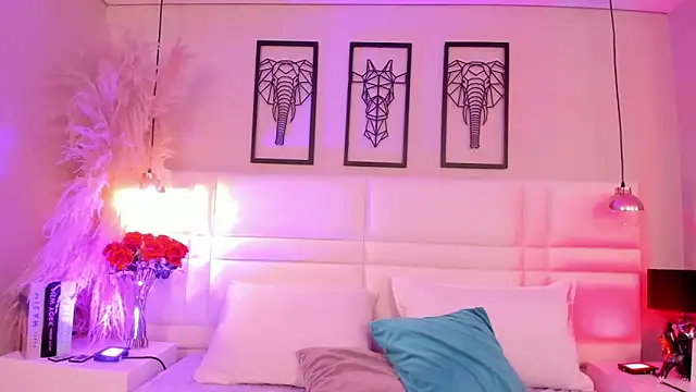 Ari lynn  online show from 11/17/25, 03:10