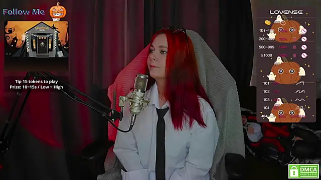 ChloeLewisss online show from 10/13/25, 02:24