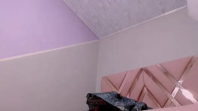 VioletGil Party  online show from 12/15/25, 07:20