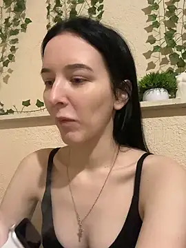  LovelyDana  online show from 10/16/25, 08:06