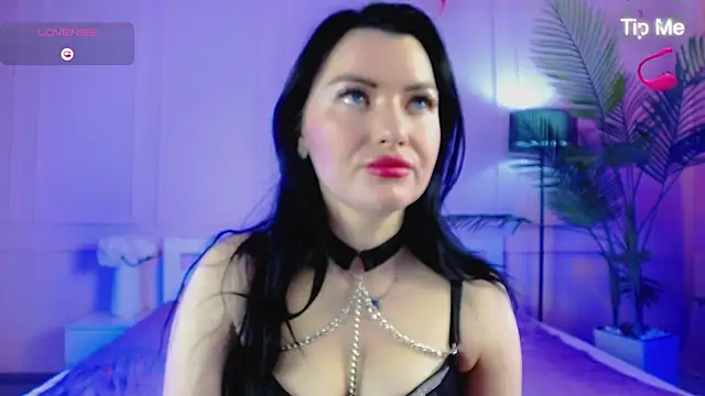 EvaBilss online show from 04/21/26, 06:53