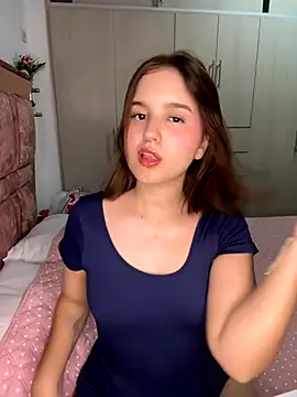 MIACUTEE  online show from 11/21/25, 06:23