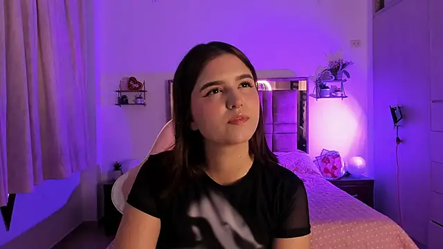 MIACUTEE  online show from 01/05/26, 09:07