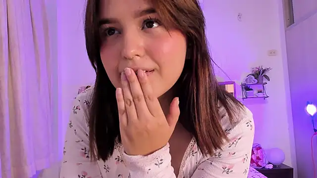 MIACUTEE  online show from 03/11/26, 08:36