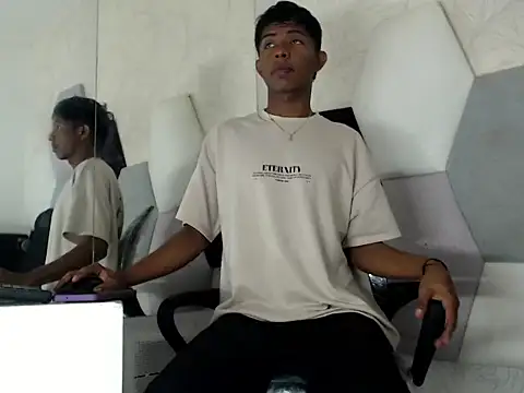 Mick storm online show from 11/09/25, 05:28