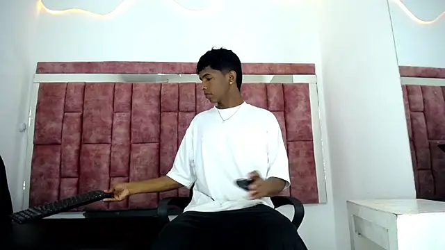 Mick storm online show from 03/13/26, 07:41