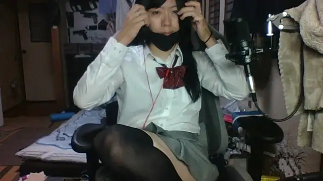 harinyanxxx online show from 10/15/25, 07:44