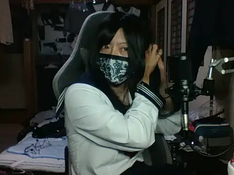 harinyanxxx online show from 10/18/25, 04:53