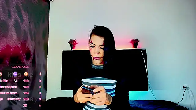 ANGEL EVIL S7 online show from 10/31/25, 11:29