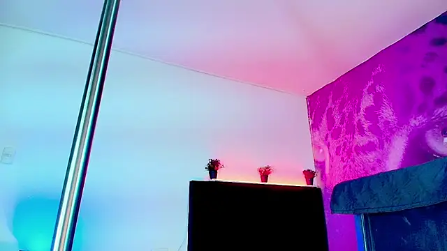 ANGEL EVIL S7 online show from 11/06/25, 12:31