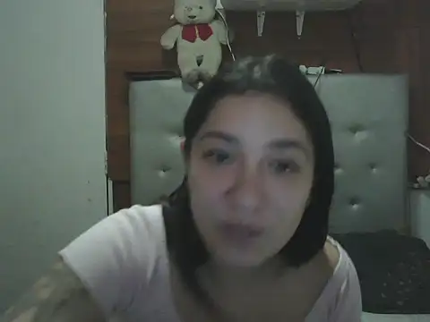 Snapshot of Doll_Melody chatting on 10/12/25, 01:56 Doll Melody online show from 10/12/25, 01:56