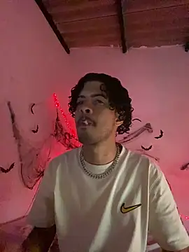 Sweett pain online show from 10/27/25, 03:18