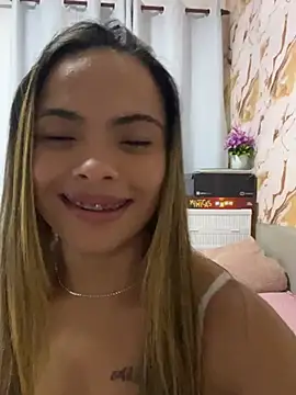 safadinhaquenteW online show from 07/09/26, 01:43