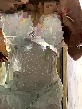 safadinhaquenteW online show from 10/24/25, 07:24