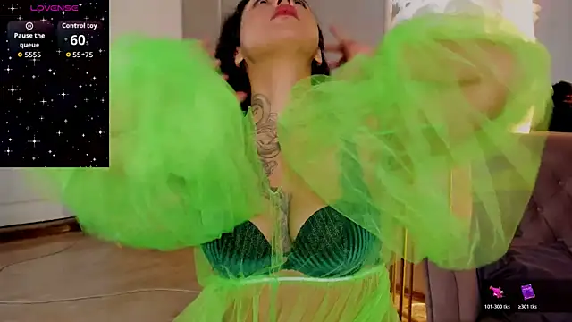 Aisha Goldstein online show from 12/18/25, 05:56