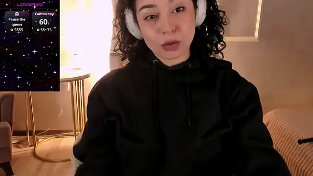 Aisha Goldstein online show from 02/06/26, 06:31