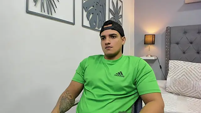 violeta and maxx online show from 12/01/25, 11:49