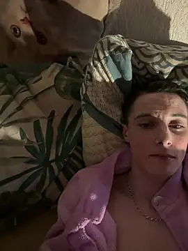 Snapshot of fresh-laD chatting on 03/27/26, 01:14 fresh-laD online show from 03/27/26, 01:14