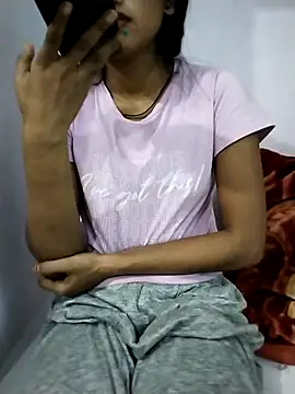 Snapshot of Hina_School chatting on 10/18/25, 08:49 Hina School online show from 10/18/25, 08:49