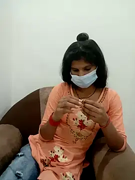 Snapshot of Hina_School chatting on 10/13/25, 04:41 Hina School online show from 10/13/25, 04:41