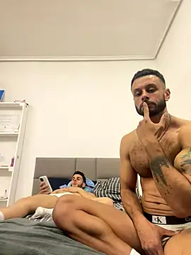 Snapshot of Camaraman05 chatting on 10/18/25, 11:07 Camaraman05 online show from 10/18/25, 11:07