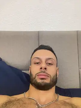 Snapshot of Camaraman05 chatting on 10/12/25, 06:26 Camaraman05 online show from 10/12/25, 06:26