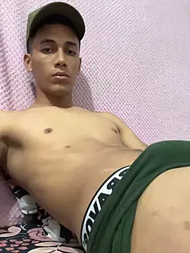 Adrian 0110 online show from 04/26/26, 03:37