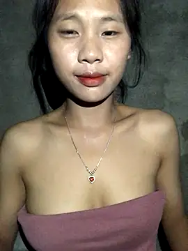 namicute online show from 10/27/25, 10:44