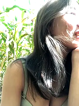 namicute online show from 11/25/25, 05:41