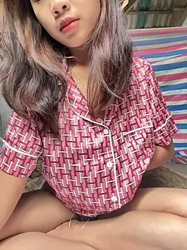 namicute online show from 04/05/26, 07:48