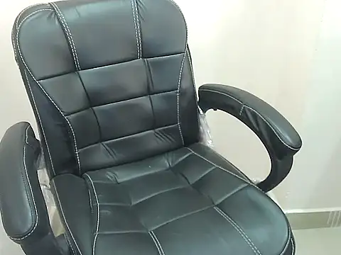 notty heena online show from 11/08/25, 04:16