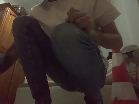 lucky1661 online show from 11/07/25, 01:54