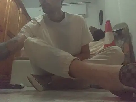 lucky1661 online show from 11/05/25, 12:25