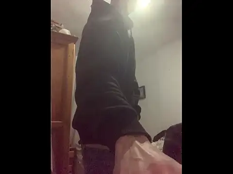 lucky1661 online show from 12/04/25, 08:30