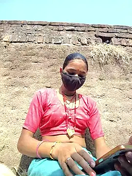 Snapshot of Mehta_seema chatting on 11/30/25, 05:19 Mehta seema online show from 11/30/25, 05:19