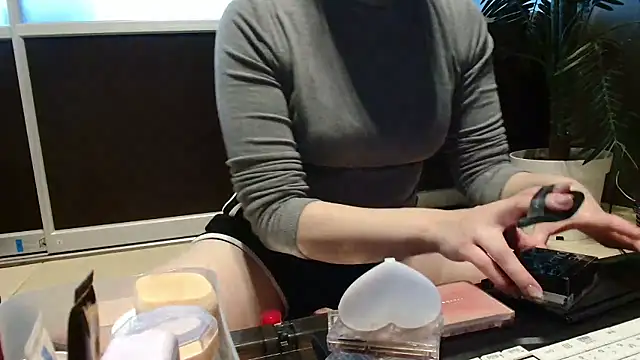  Ema ch online show from 02/10/26, 01:26