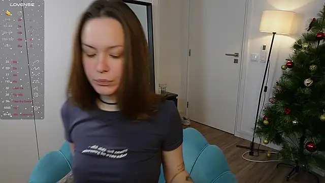 NeonyMuse online show from 12/04/25, 10:14