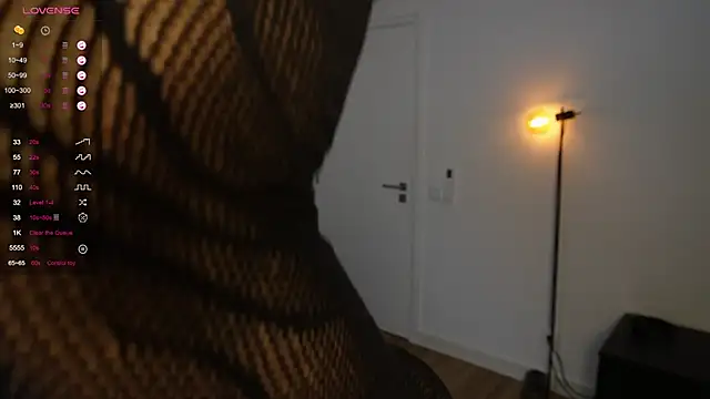 NeonyMuse online show from 11/16/25, 10:09