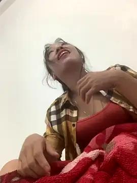 Snapshot of Linh_sexyy chatting on 10/27/25, 07:53 Linh sexyy online show from 10/27/25, 07:53