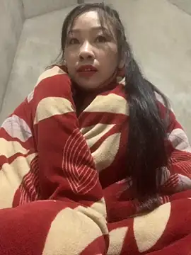 Snapshot of Linh_sexyy chatting on 10/24/25, 08:13 Linh sexyy online show from 10/24/25, 08:13