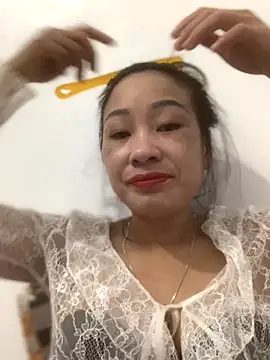 Snapshot of Linh_sexyy chatting on 11/06/25, 11:09 Linh sexyy online show from 11/06/25, 11:09