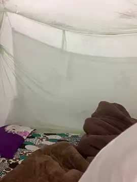 Linh sexyy online show from 04/18/26, 11:12