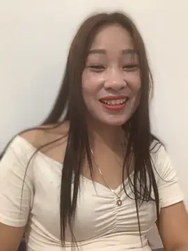 Snapshot of Linh_sexyy chatting on 11/24/25, 10:15 Linh sexyy online show from 11/24/25, 10:15