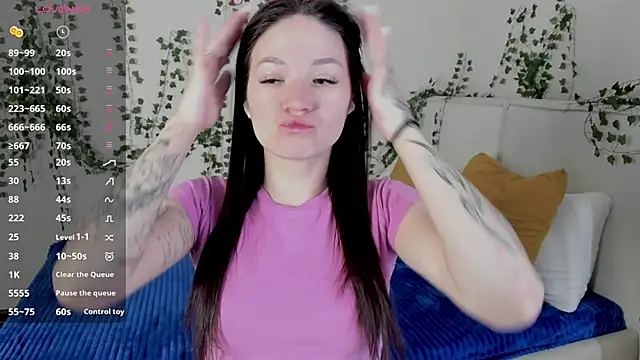 ChillGato online show from 12/17/25, 01:32