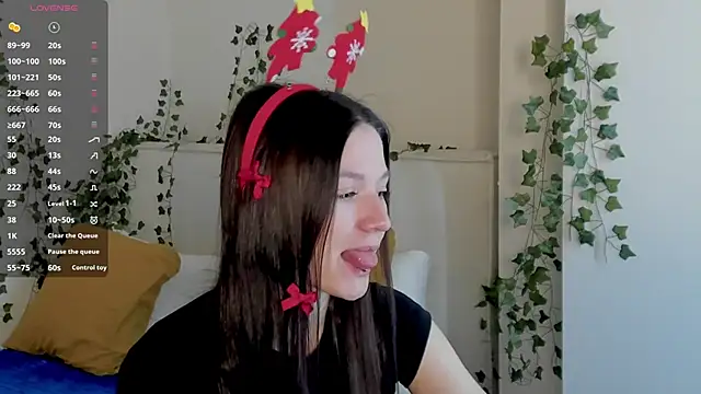 ChillGato online show from 12/15/25, 01:33