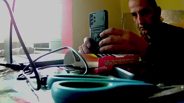 Snapshot of Titinceto88 chatting on 12/02/25, 11:12 Titinceto88 online show from 12/02/25, 11:12